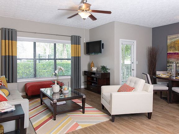 Living and Dining area