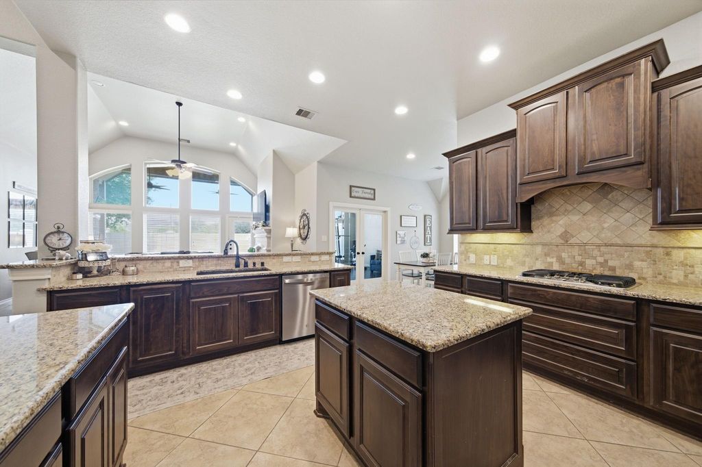 Apartment in Katy, Fort Bend - More