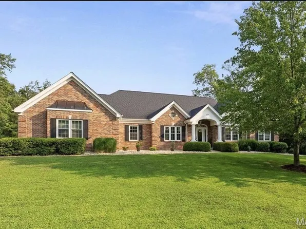 201 Sage Ct, Foristell, MO 63348