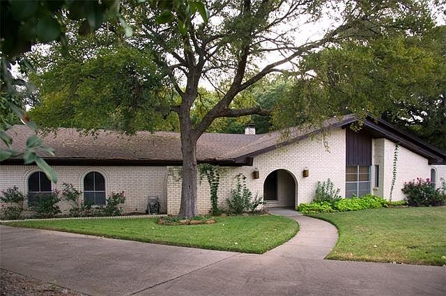 1st image of 8524 Lake Country Dr