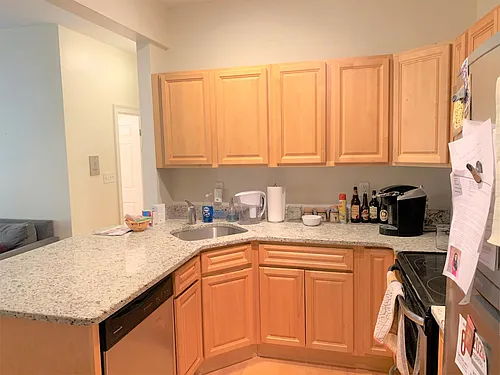 281 Harvard St #12 Photo 1