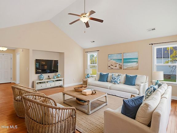 4th image of 2021 Albemarle Road