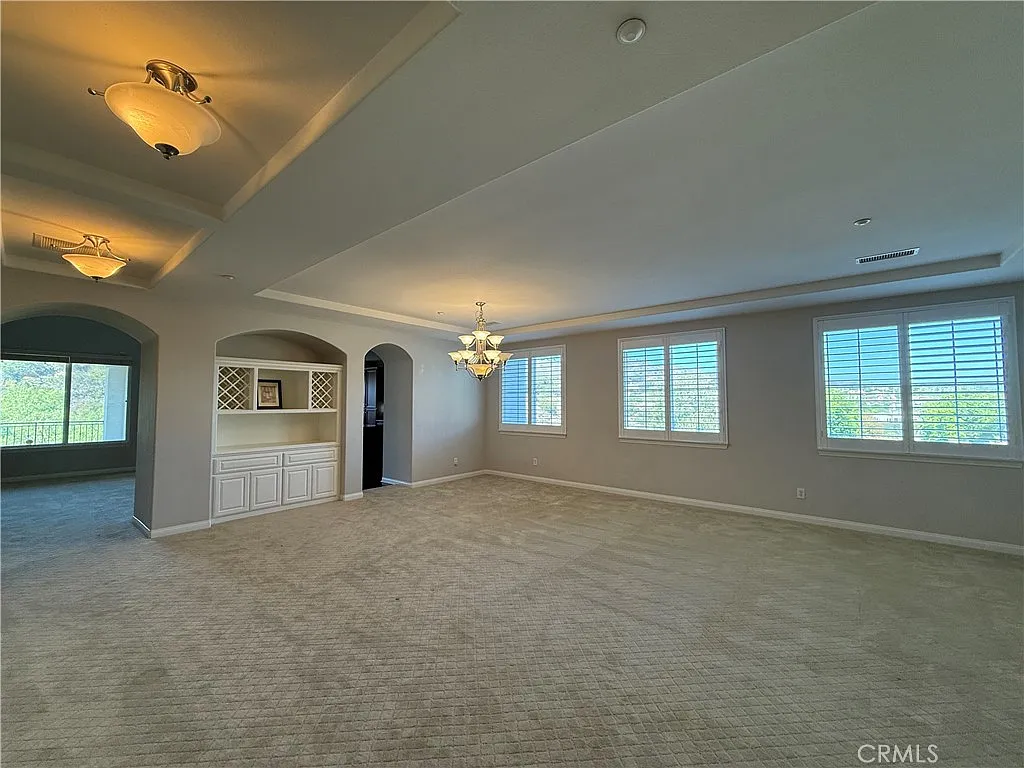 3 bed, 2.5 bath, 2624 sqft, $4,750 — Photo 4