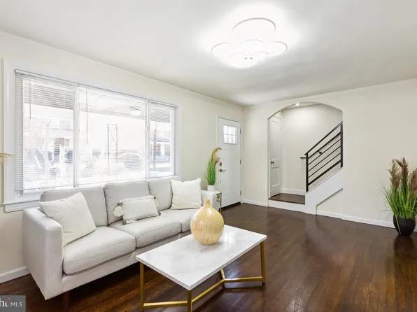 2014 Ridge Pl SE, Washington, DC 20020