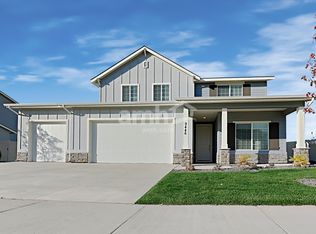 9446 W Hidden Stream St, Star, ID 83669