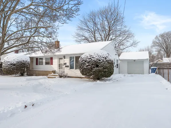 811 Craft Ave, Kalamazoo, MI 49048