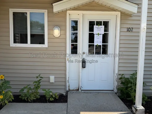 1931 Dupont Dr Unit 102, Janesville, WI 53546