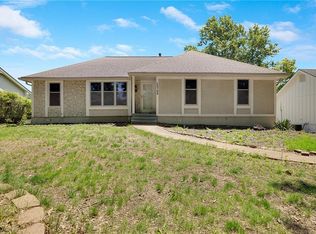 12709 Sycamore Ave, Grandview, MO 64030