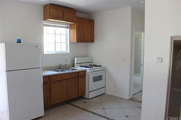 1314 E Laurelwood Dr — Photo 64