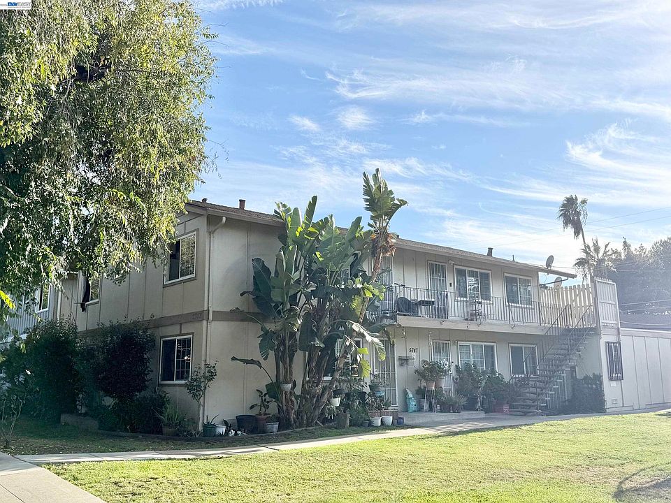 1st image of 5747 Almaden Rd