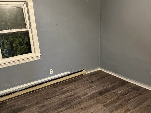 1904 W Jackson St, Muncie, IN 47303