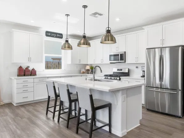 1549 Gelderlander Way, Olivehurst, CA 95961