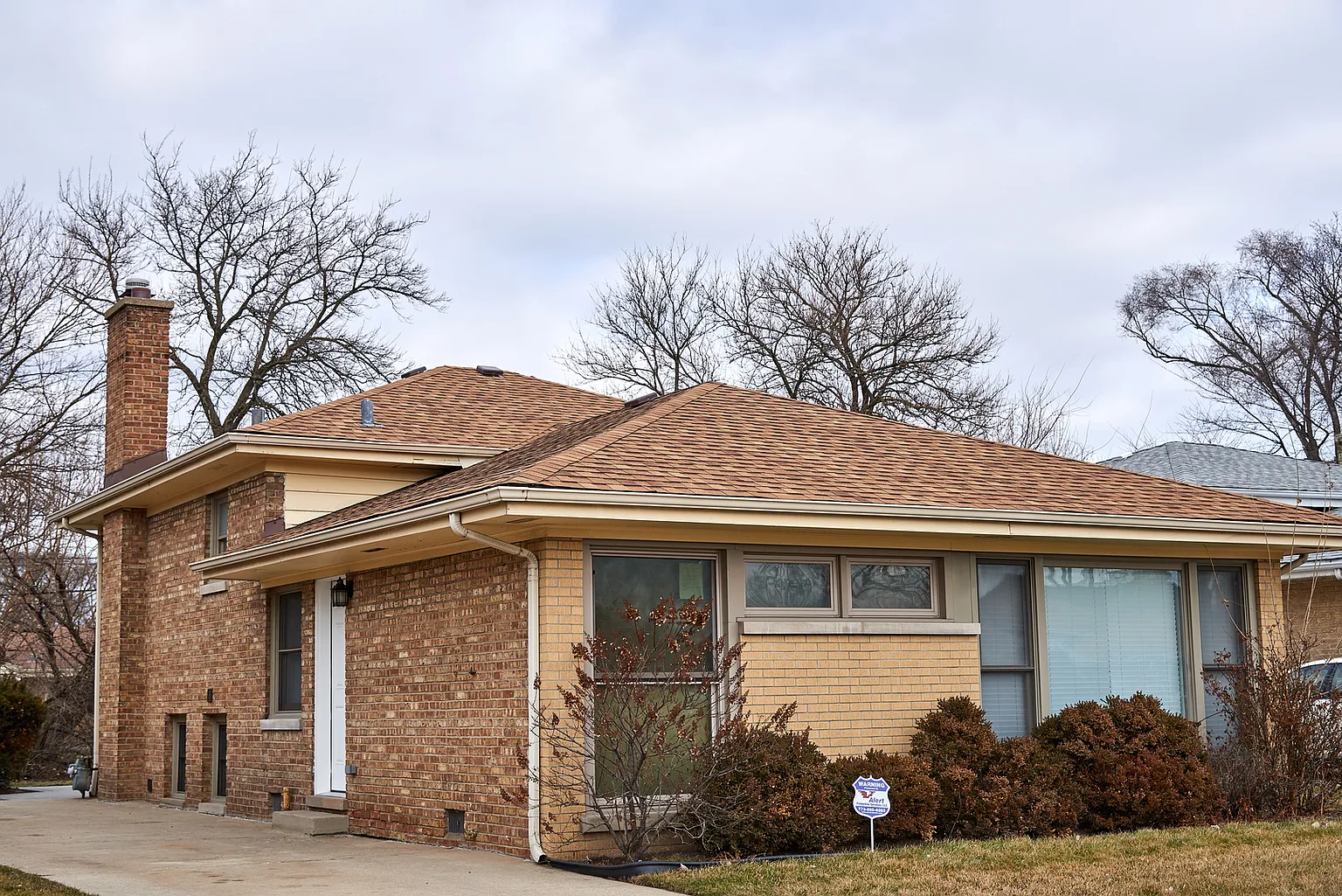 3830 W Touhy Ave photo 1