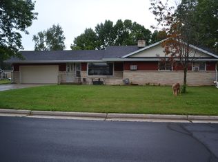 1252 Jasmine Ln, Reedsville, WI 54230