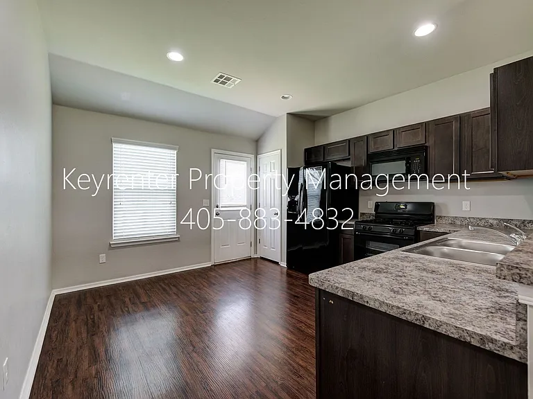 3533 SE 94th St — Photo 15