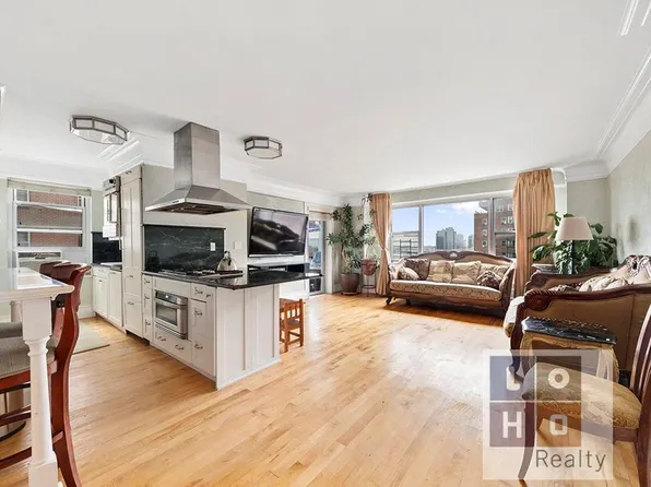 572 Grand Street image 1 of 10