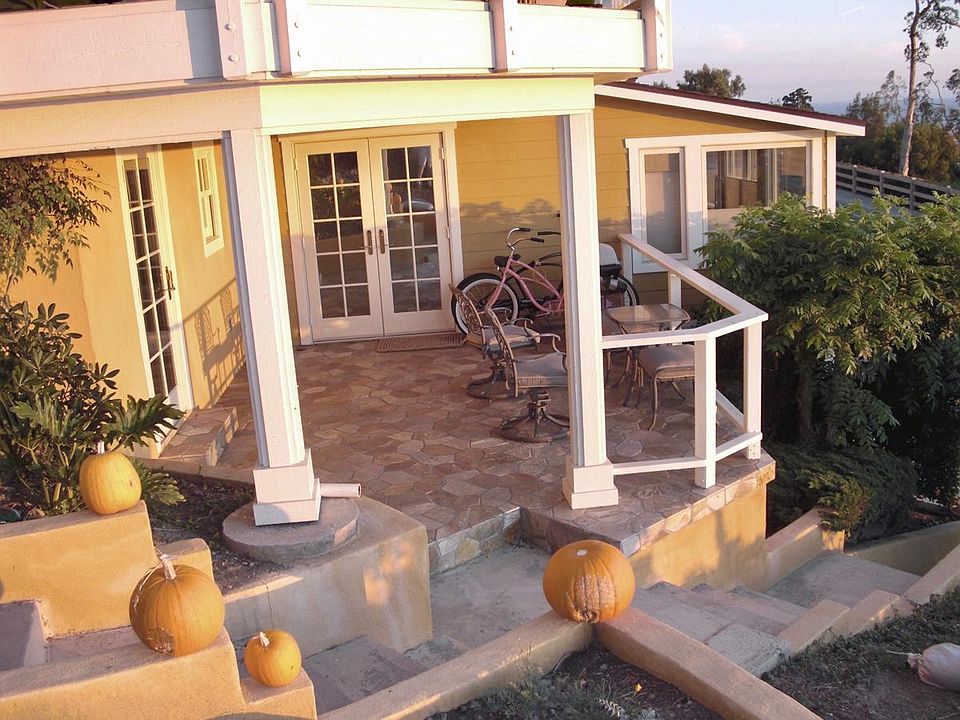 Gorgeous Ocean View Patio