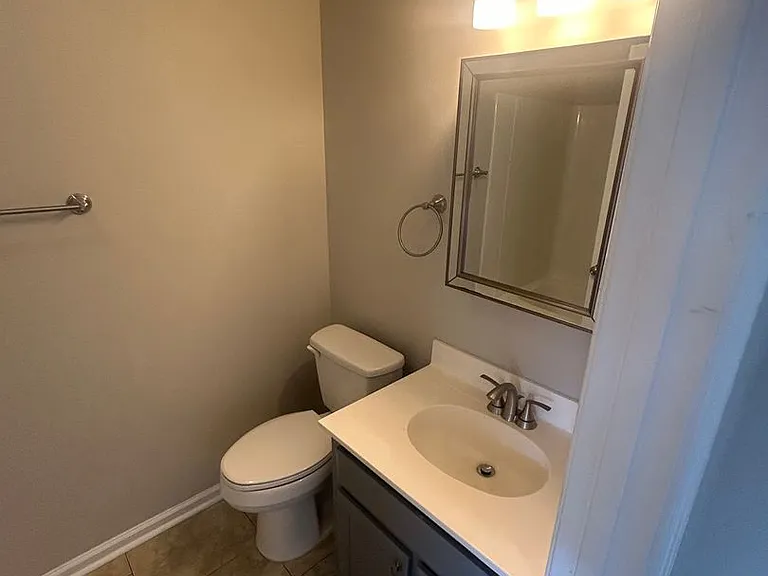 2729 Temperance Dr — Photo 14