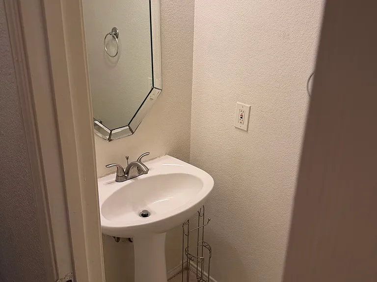 8408 Orleans Ln — Photo 8