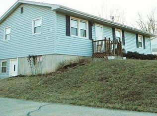 920 Dixie Ave, Fulton, MO 65251