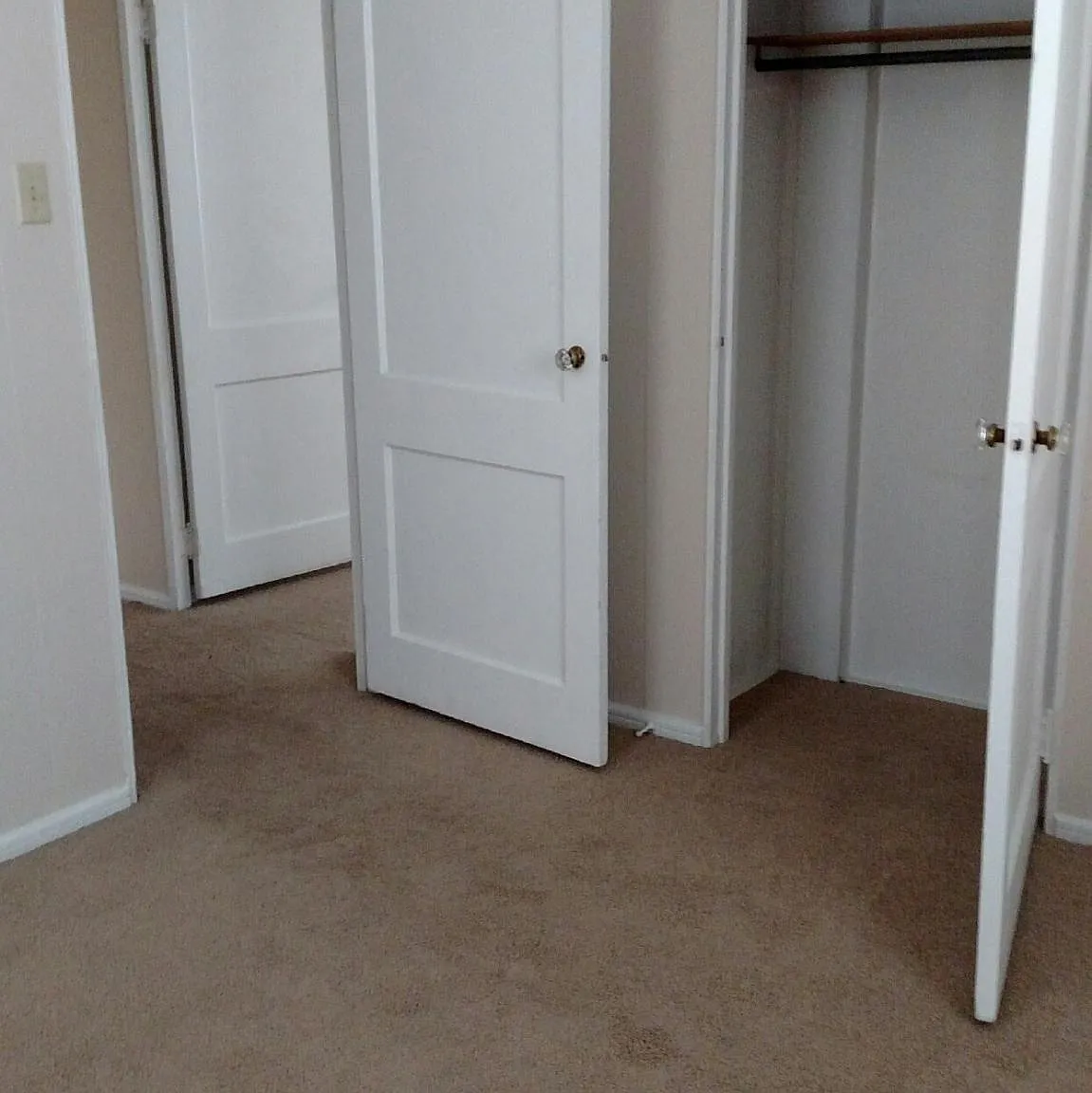 2 bed, 944 sqft, $1,300 — Photo 4