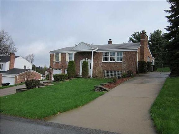 3rd image of 1284 Heather Heights Dr