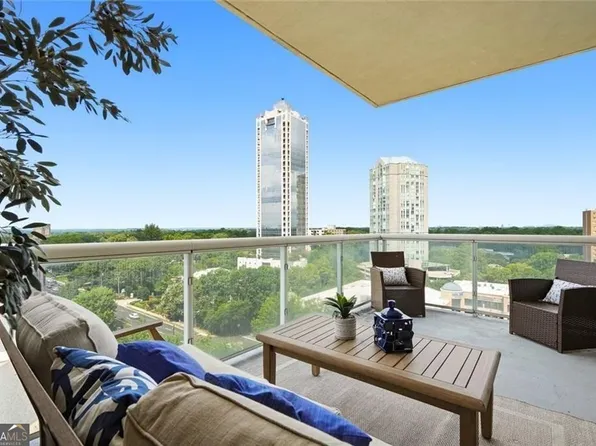 2881 Peachtree Rd NE APT 1105, Atlanta, GA 30305