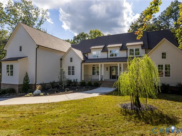 2530 Whitecastle Dr, Midlothian, VA 23113