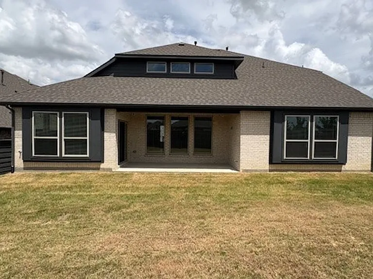 7101 Aster Rd — Photo 3