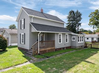 132 31st St SW, Barberton, OH 44203