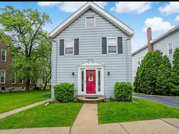 18 E Main St #1