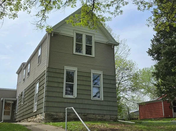 1312 Lind St, Quincy, IL 62301