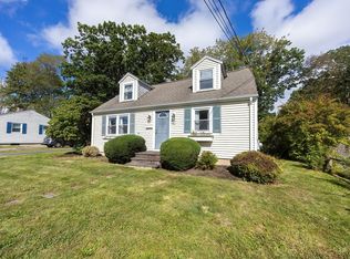60 Crescent Ave, North Attleboro, MA 02760