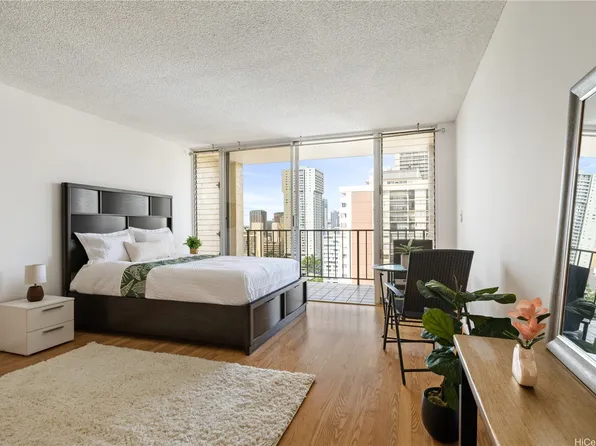 2345 Ala Wai Blvd APT 2104, Honolulu, HI 96815