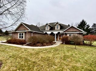 2110 Stoney Brook Ct, Manitowoc, WI 54220