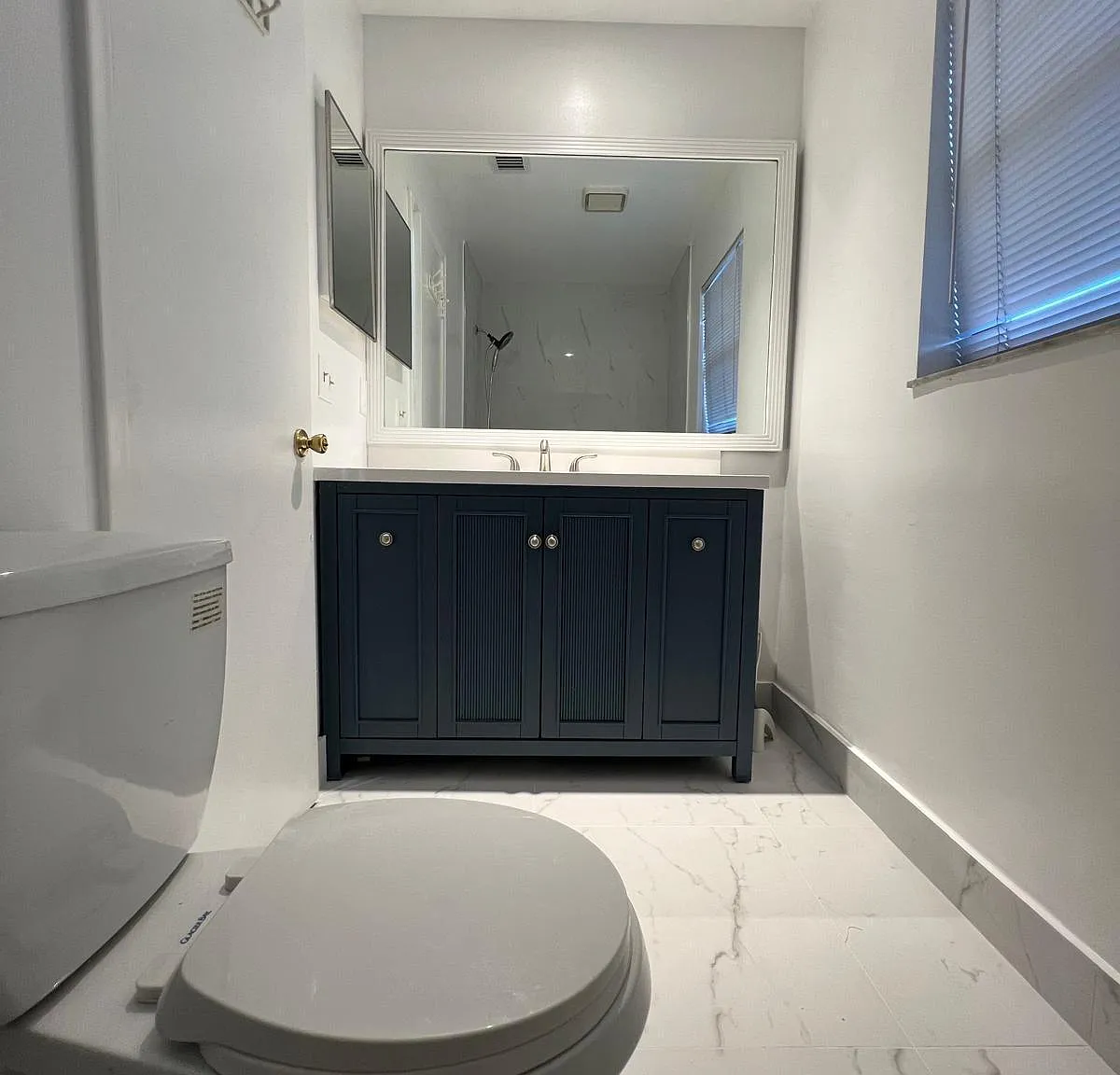 2 bed, 2.0 bath, 2196 sqft, $2,550 — Photo 4