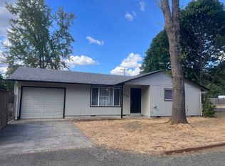 24863 McCutcheon Ave, Veneta, OR 97487