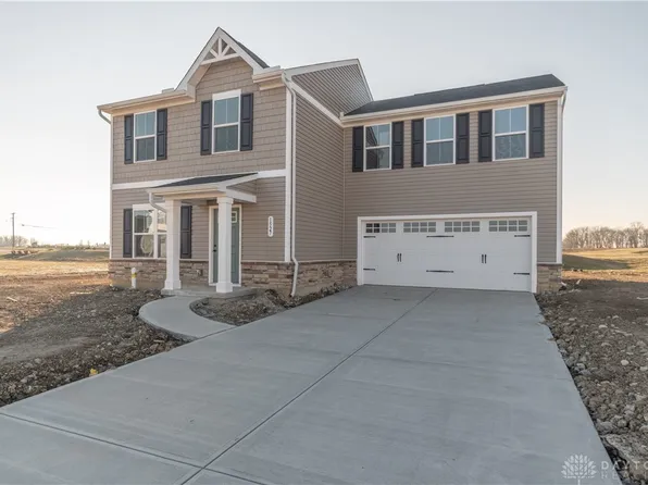 1527 Knights Way, Sidney, OH 45365
