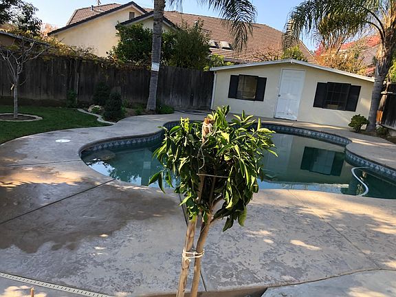 3rd image of 2109 Bristol Park Cir