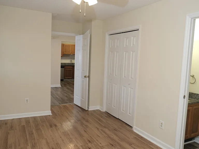416 E Terracedale Ct — Photo 5