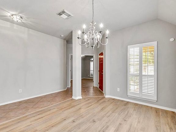 5th image of 7311 April Creek Ln