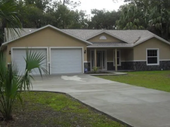 4771 Highway 40 W, Yankeetown, FL 34498