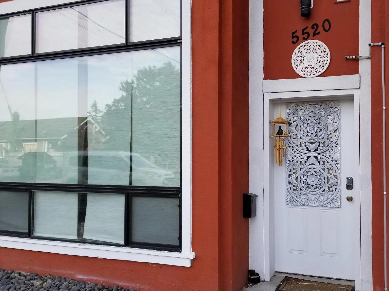 Studio, 600 sqft, $1,795 — Photo 3
