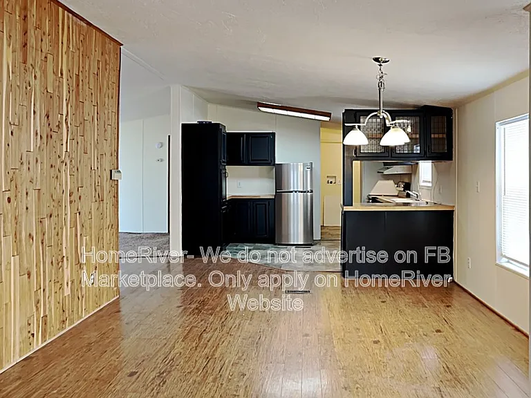 2920 S Windsor Rd — Photo 6