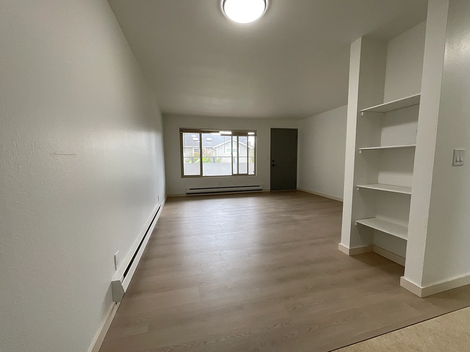 1 bed, 600 sqft, $1,300 — Photo 4