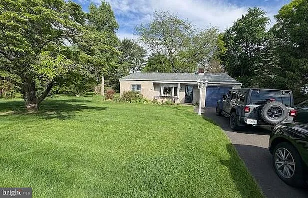 Building Photo - 1408 N Wales Rd