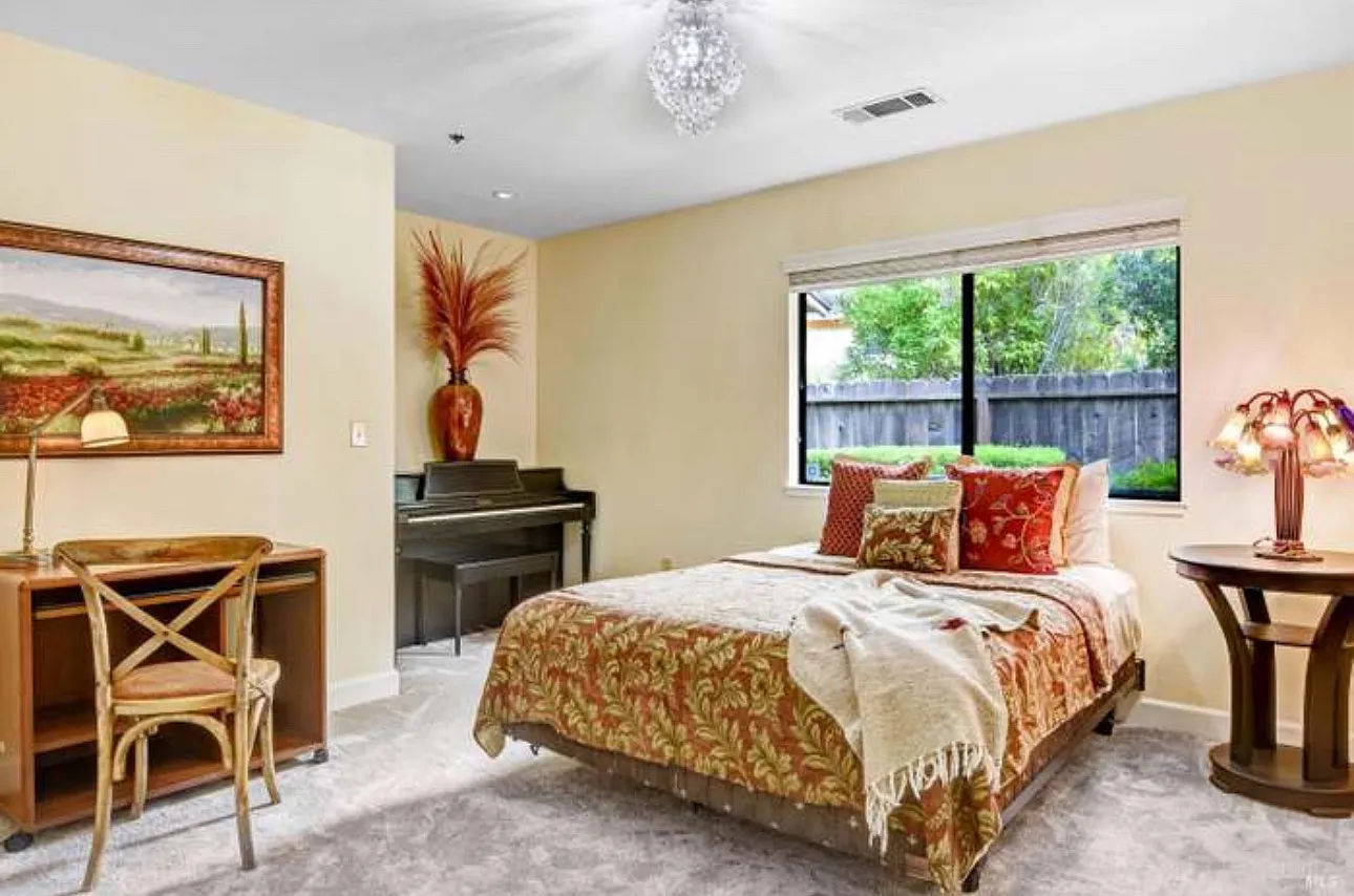 1 bed, 1851 sqft, $1,500 — Photo 1