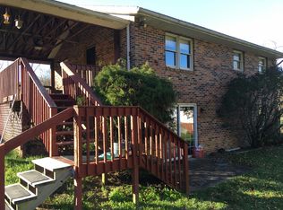 94 Cara Jo Ln, Clarksburg, WV 26301