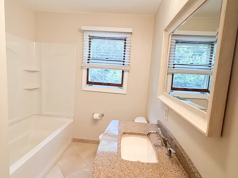 153 New Britain Ave — Photo 7