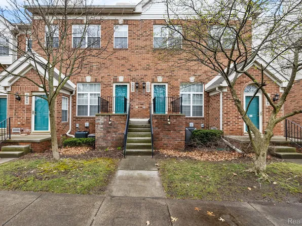 1860 Campau Farms Cir, Detroit, MI 48207